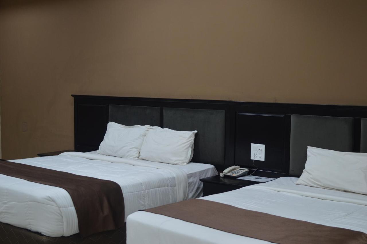 Palm Kalash Hotel Лусака Екстер'єр фото