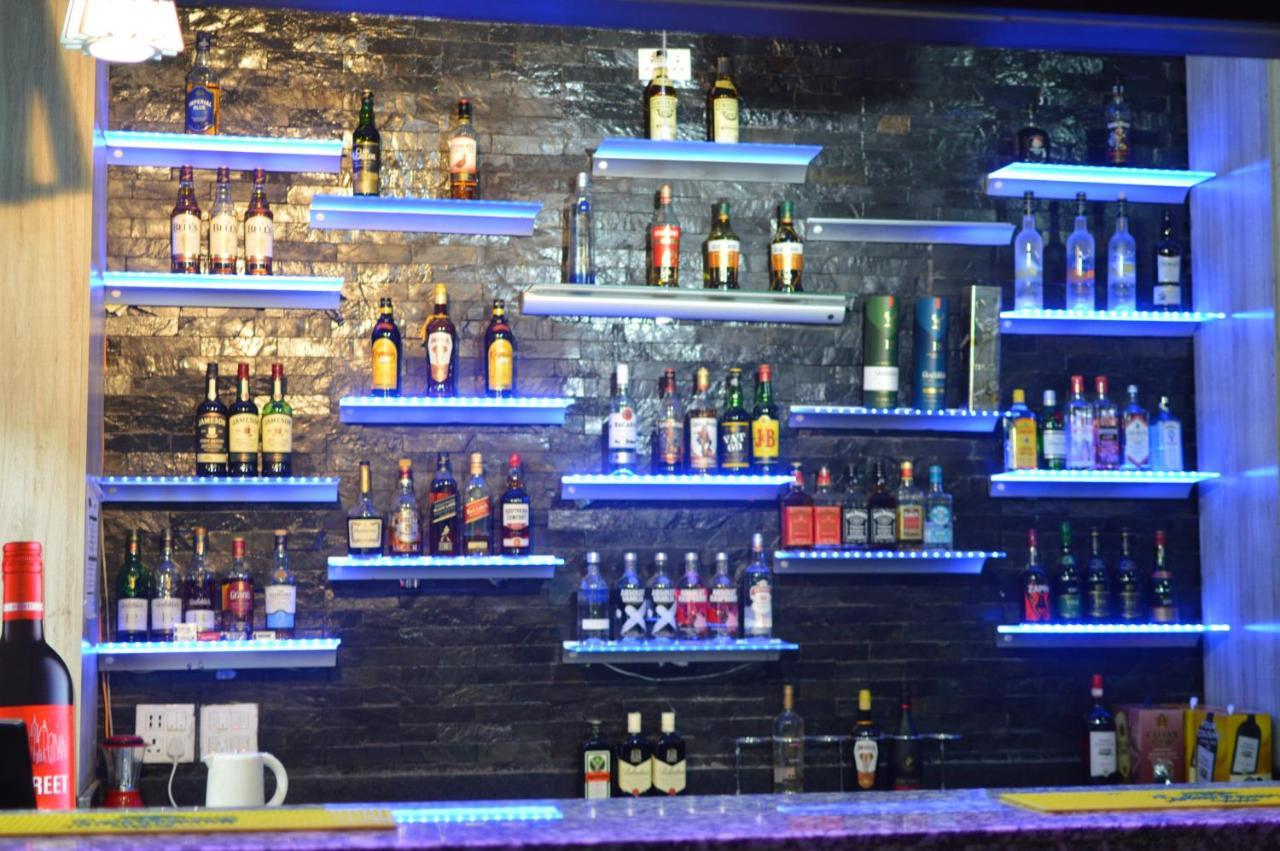 Palm Kalash Hotel Лусака Екстер'єр фото