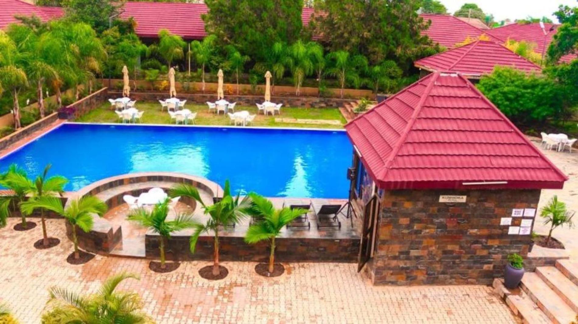 Palm Kalash Hotel Лусака Екстер'єр фото